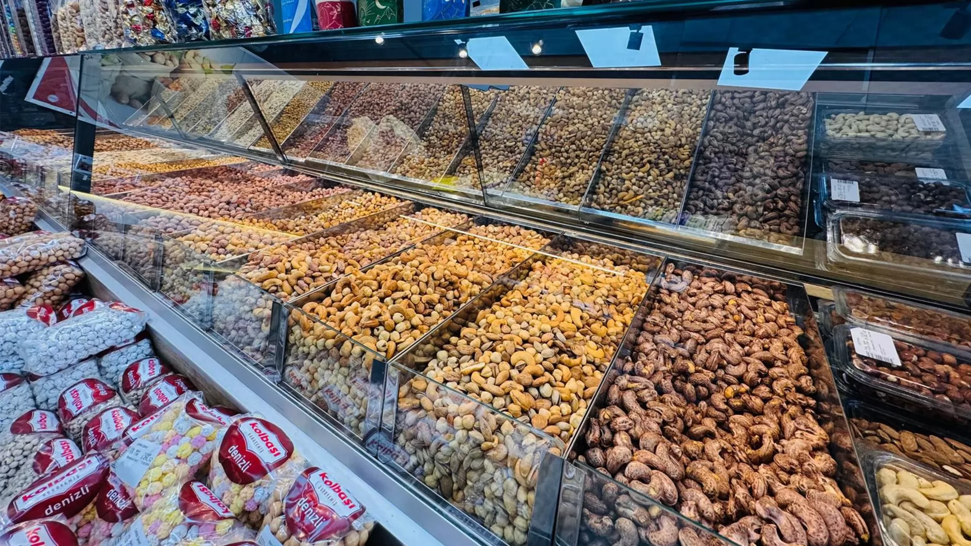 Doğal kaju fıstığı ve sağlıklı atıştırmalık